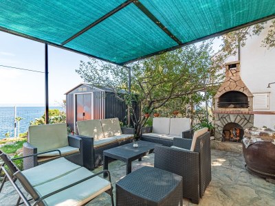 Apartment One bedroom apartment near beach Prigradica, Korčula A-627-b - Outdoor photo 8