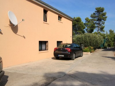 Apartment One bedroom apartment near beach Prigradica, Korčula A-627-b - Outdoor photo 13