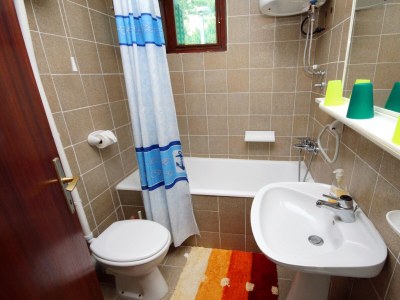 Apartment Two bedroom apartment with terrace and sea view Zavala, Hvar A-594-b - Outdoor photo 27