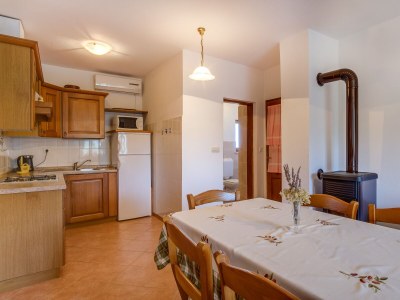 Apartment Two bedroom apartment with air-conditioning Punta križa, Cres A-867-a - Outdoor photo 20