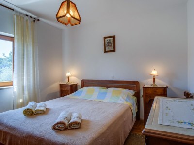 Apartment Two bedroom apartment with air-conditioning Punta križa, Cres A-867-a - Outdoor photo 23