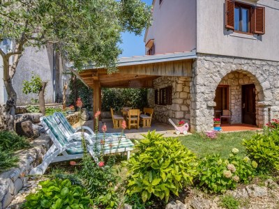 Apartment One bedroom apartment with terrace Punta križa, Cres A-867-b - Outdoor photo 11