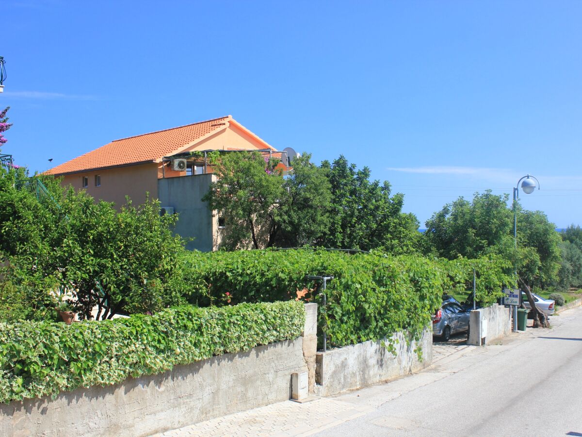 Apartment Apartments with parking space Orebić, Pelješac - 648 - Apartments with parking space Orebić, Pelješac - 648 - Outdoor photo 2