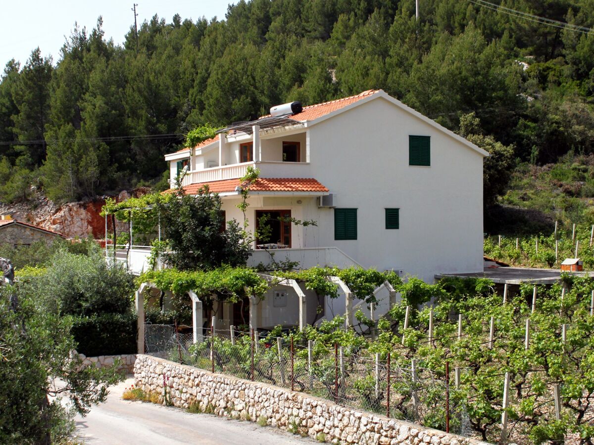 Apartment One bedroom apartment with terrace and sea view Ivan Dolac, Hvar A-592-c - Outdoor photo 3