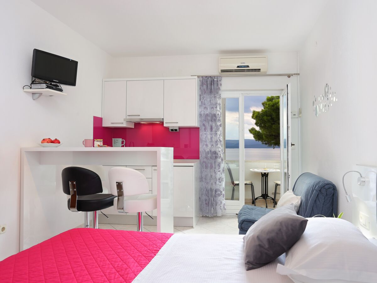 Apartment Studio flat near beach Medići, Omiš AS-1047-b