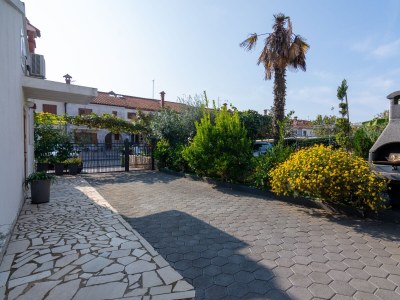 Apartment Studio flat with terrace Rovinj AS-2288-a - Outdoor photo 9