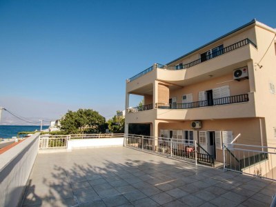 Apartment Four-bedroom apartment near beach Arbanija, Čiovo A-1122-a in Trogir - Apartment