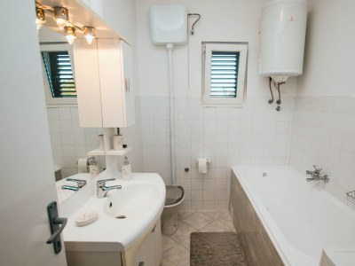 Apartment Two bedroom apartment near beach Arbanija, Čiovo A-1122-b - Outdoor photo 26