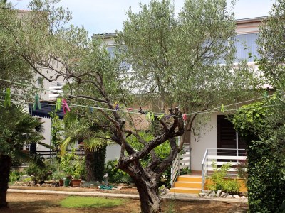 Apartment One bedroom apartment with terrace Vodice A-928-b - Outdoor photo 2