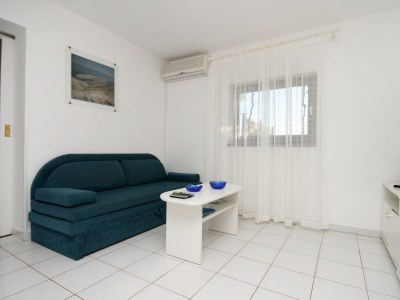 Apartment Two bedroom apartment with terrace and sea view Njivice, Krk A-2391-a - Outdoor photo 24