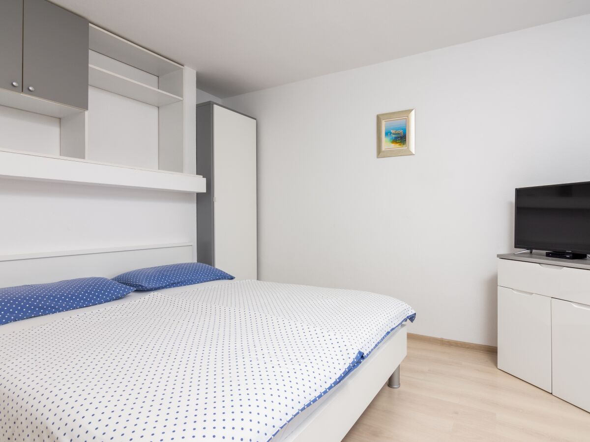 Apartment One bedroom apartment with terrace Rovinj A-2243-e