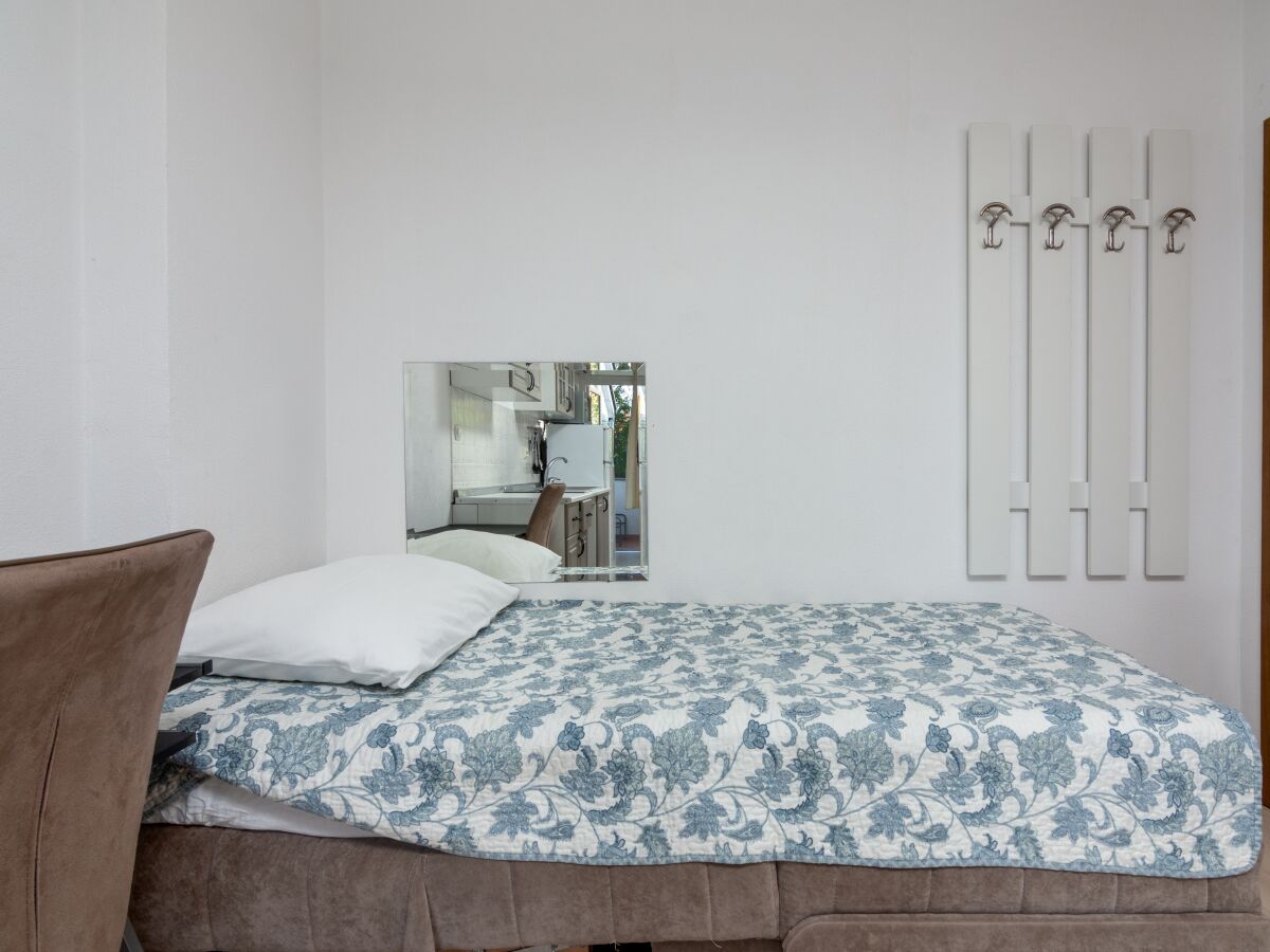 Apartment One bedroom apartment with terrace Rovinj A-2243-f