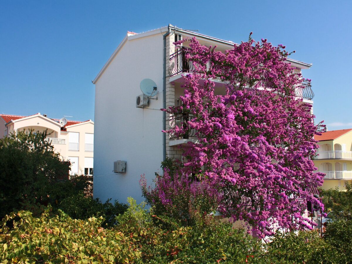 Apartment Studio flat with terrace and sea view Rastići, Čiovo AS-2104-b - Outdoor photo 2