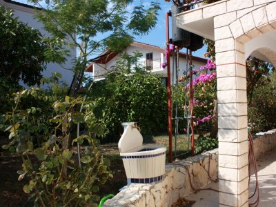 Apartment Studio flat with terrace and sea view Rastići, Čiovo AS-2104-b - Outdoor photo 8