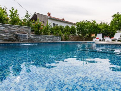 Apartment One bedroom apartment with terrace Okrug Gornji, Čiovo A-18827-a - Outdoor photo 11