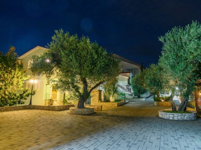 Apartment One bedroom apartment with terrace Okrug Gornji, Čiovo A-18827-a - Outdoor photo 23