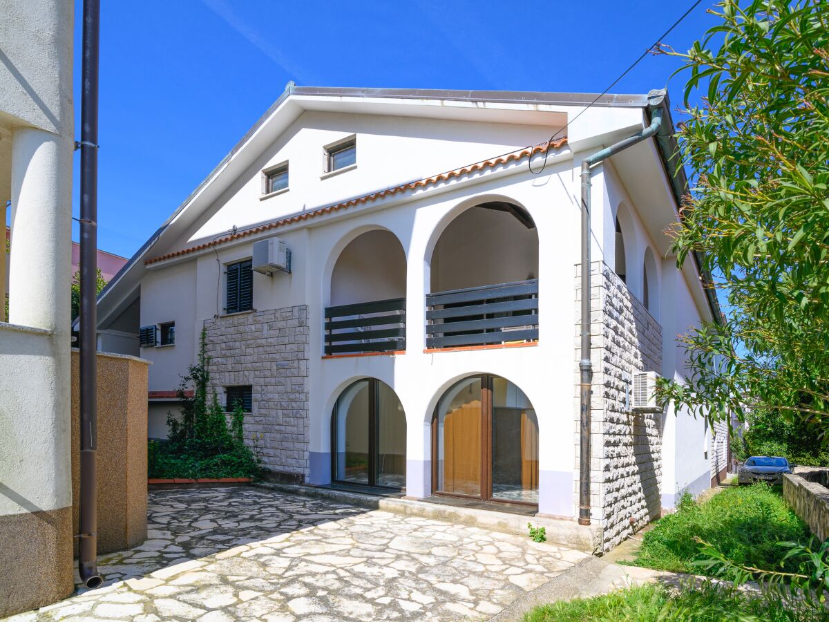 Apartment One bedroom apartment with terrace Premantura, Medulin A-2228-b - Outdoor photo 2