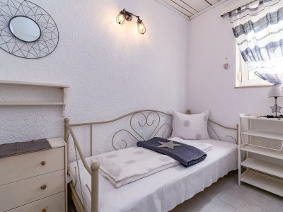 Apartment Two bedroom apartment with terrace and sea view Novi Vinodolski A-2419-c - Outdoor photo 46