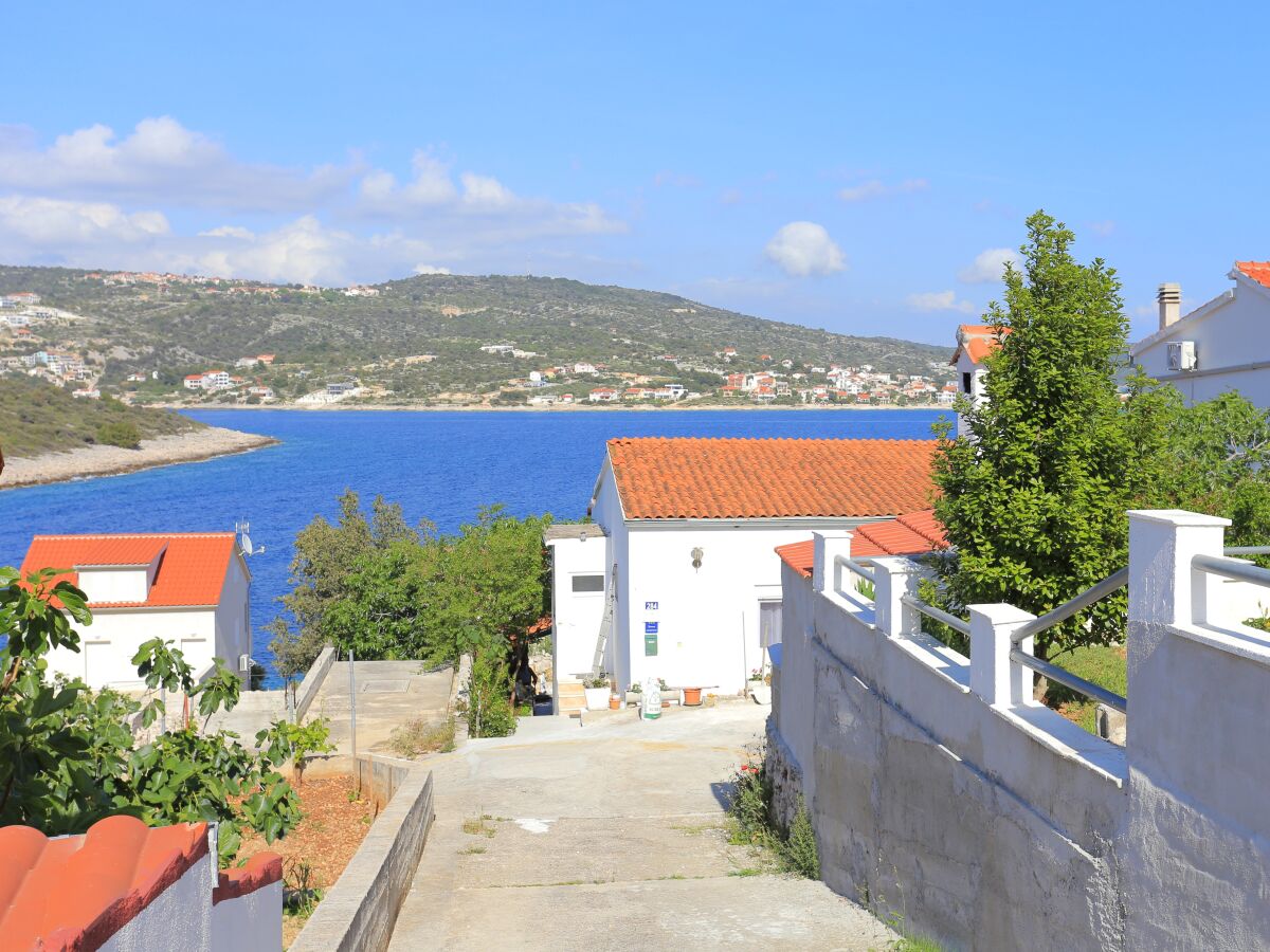 Apartment Two bedroom apartment near beach Cove Oštrička luka, Rogoznica A-4877-b - Outdoor photo 5
