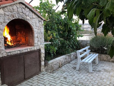 Apartment Two bedroom apartment near beach Cove Oštrička luka, Rogoznica A-4877-b - Outdoor photo 9