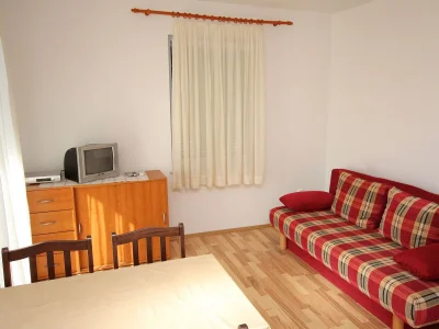 Apartment One bedroom apartment with balcony Banjol, Rab A-4956-a - Outdoor photo 7