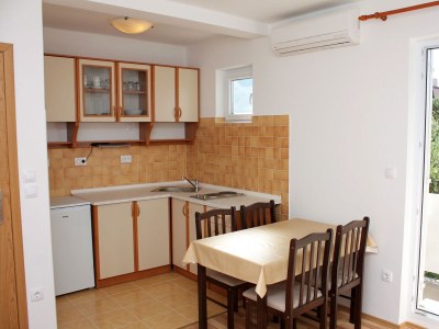 Apartment One bedroom apartment with balcony Banjol, Rab A-4956-a - Outdoor photo 8