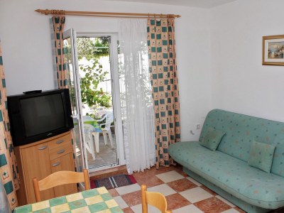 Apartment One bedroom apartment with terrace Banjol, Rab A-4956-b - Outdoor photo 7