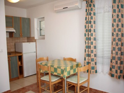 Apartment One bedroom apartment with terrace Banjol, Rab A-4956-b - Outdoor photo 8