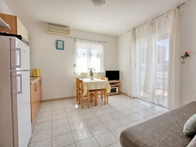 Apartment One bedroom apartment with terrace Rogoznica A-19367-a - Outdoor photo 14