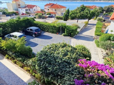 Apartment Three bedroom apartment with terrace and sea view Barbat, Rab A-21809-a - Outdoor photo 3