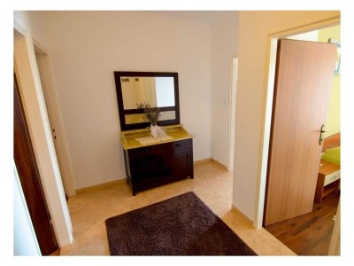 Apartment Three bedroom apartment with terrace and sea view Barbat, Rab A-21809-a - Outdoor photo 18