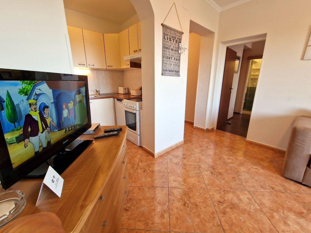 Apartment Two bedroom apartment with terrace and sea view Barbat, Rab A-21809-b - Outdoor photo 5