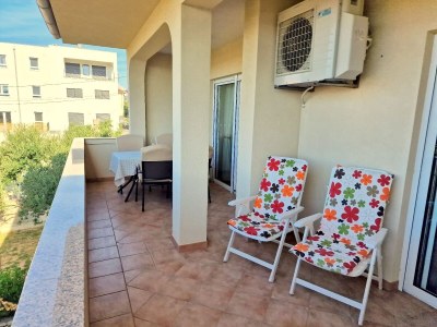 Apartment Two bedroom apartment with terrace and sea view Barbat, Rab A-21809-b - Outdoor photo 16