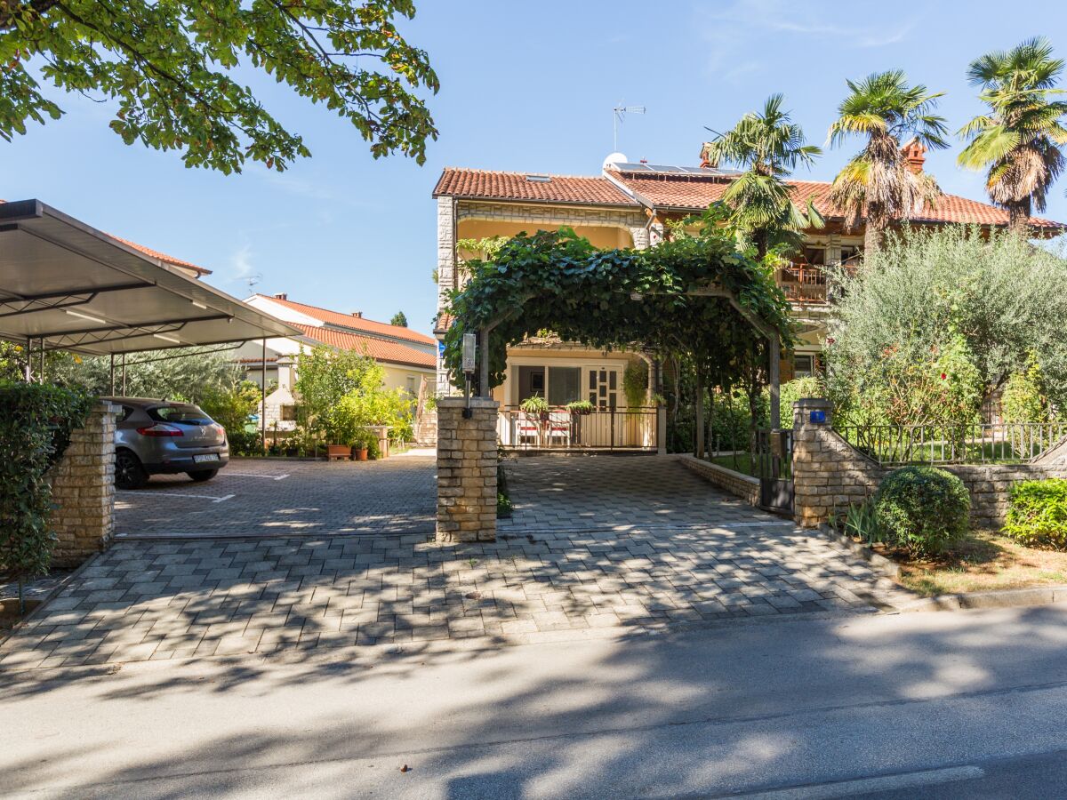 Apartment Two bedroom apartment with terrace Poreč A-2216-a