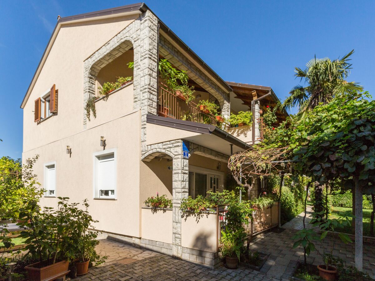 Apartment One bedroom apartment with terrace Poreč A-2216-c - Outdoor photo 5