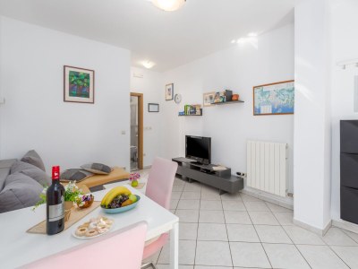 Apartment One bedroom apartment with terrace Poreč A-2216-c - Outdoor photo 16