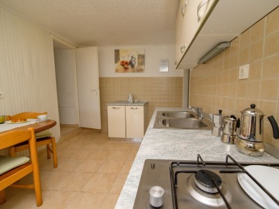 Apartment One bedroom apartment near beach Nerezine, Lošinj A-7963-b - Outdoor photo 11