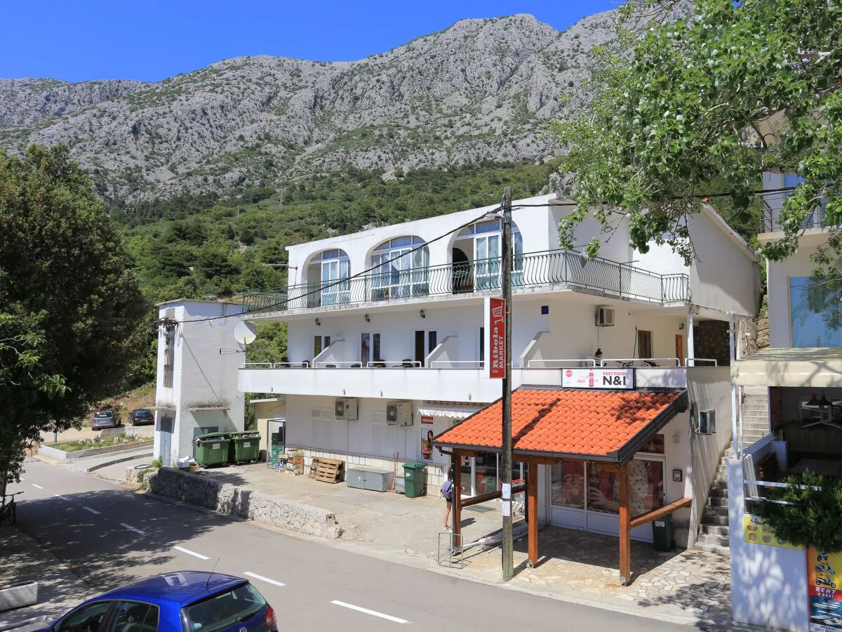 Apartment Two bedroom apartment with balcony and sea view Živogošće - Porat, Makarska A-18218-b