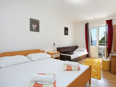 Apartment Two bedroom apartment with balcony and sea view Živogošće - Porat, Makarska A-18218-b - Outdoor photo 17