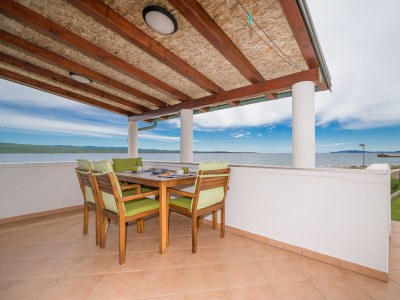 Apartment Two bedroom apartment near beach Nerezine, Lošinj A-7963-c in Nerezine - Apartment