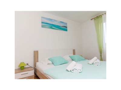 Apartment Two bedroom apartment near beach Nerezine, Lošinj A-7963-c - Outdoor photo 16
