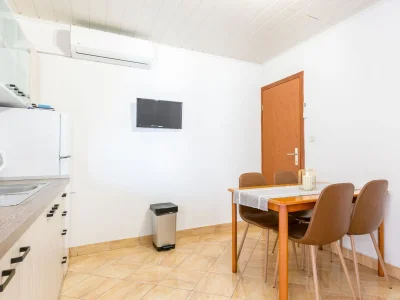 Apartment One bedroom apartment with terrace and sea view Živogošće - Blato, Makarska A-22253-g - Outdoor photo 12