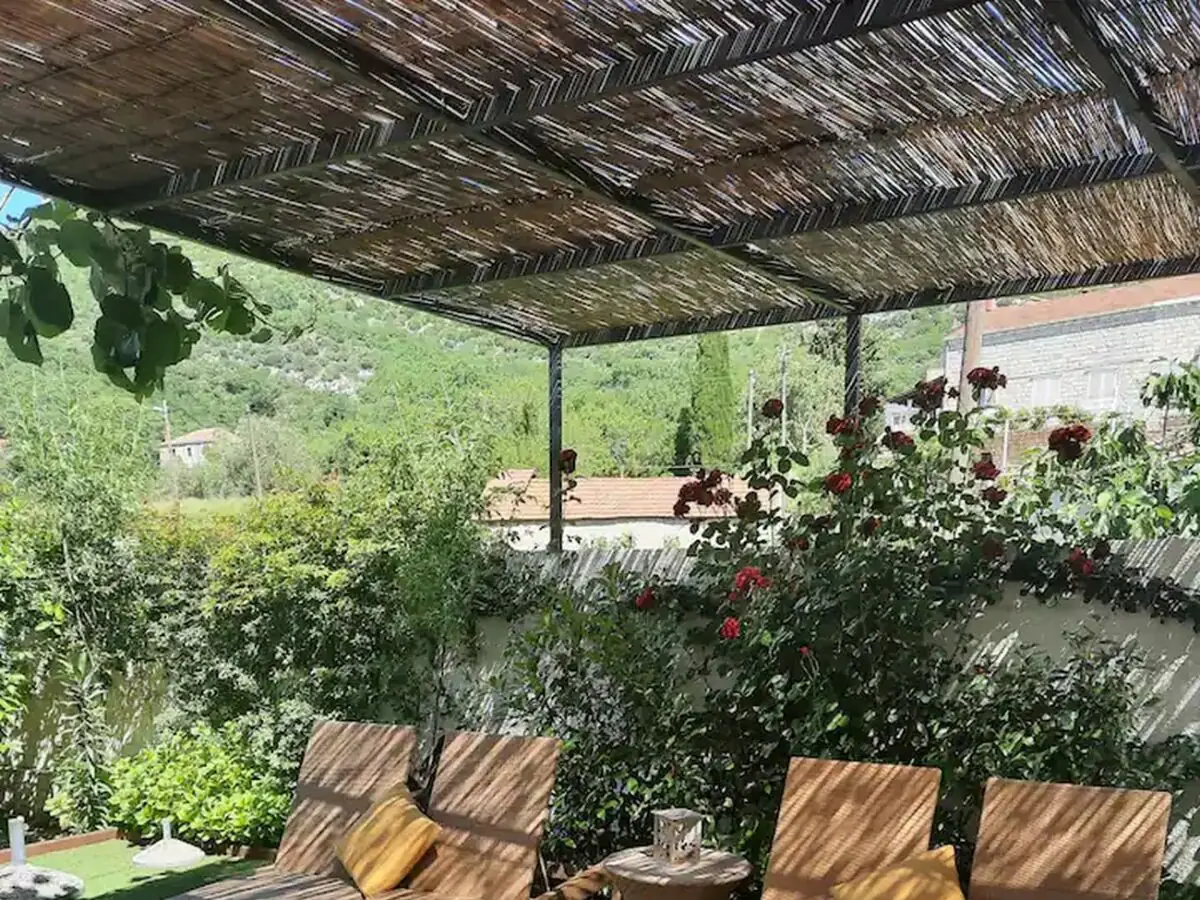 Apartment Two bedroom apartment with terrace Mokošica, Dubrovnik A-22793-a - Outdoor photo 2