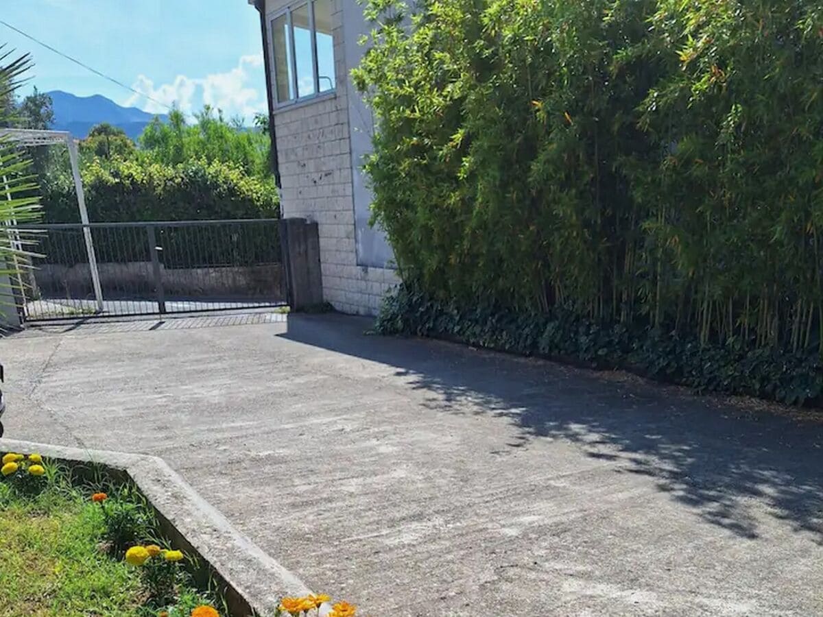 Apartment Two bedroom apartment with terrace Mokošica, Dubrovnik A-22793-a - Outdoor photo 5