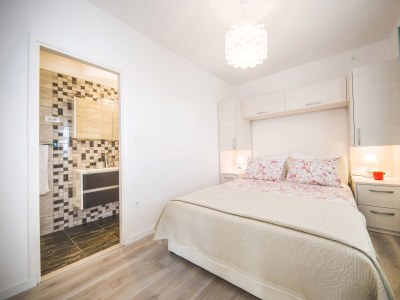 Apartment Four-bedroom apartment near beach Pisak, Omiš A-1067-a - Outdoor photo 22