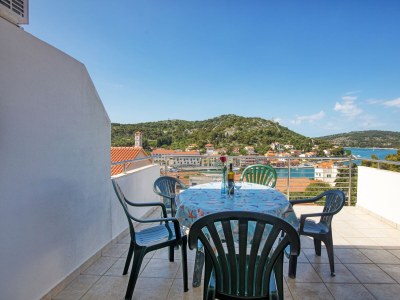 Apartment One bedroom apartment with terrace and sea view Tisno, Murter A-4295-c in Tisno - Apartment