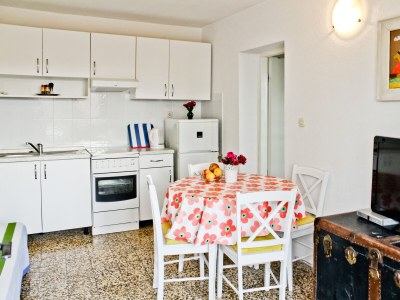 Apartment Two bedroom apartment near beach Podgora, Makarska A-6788-a - Outdoor photo 7