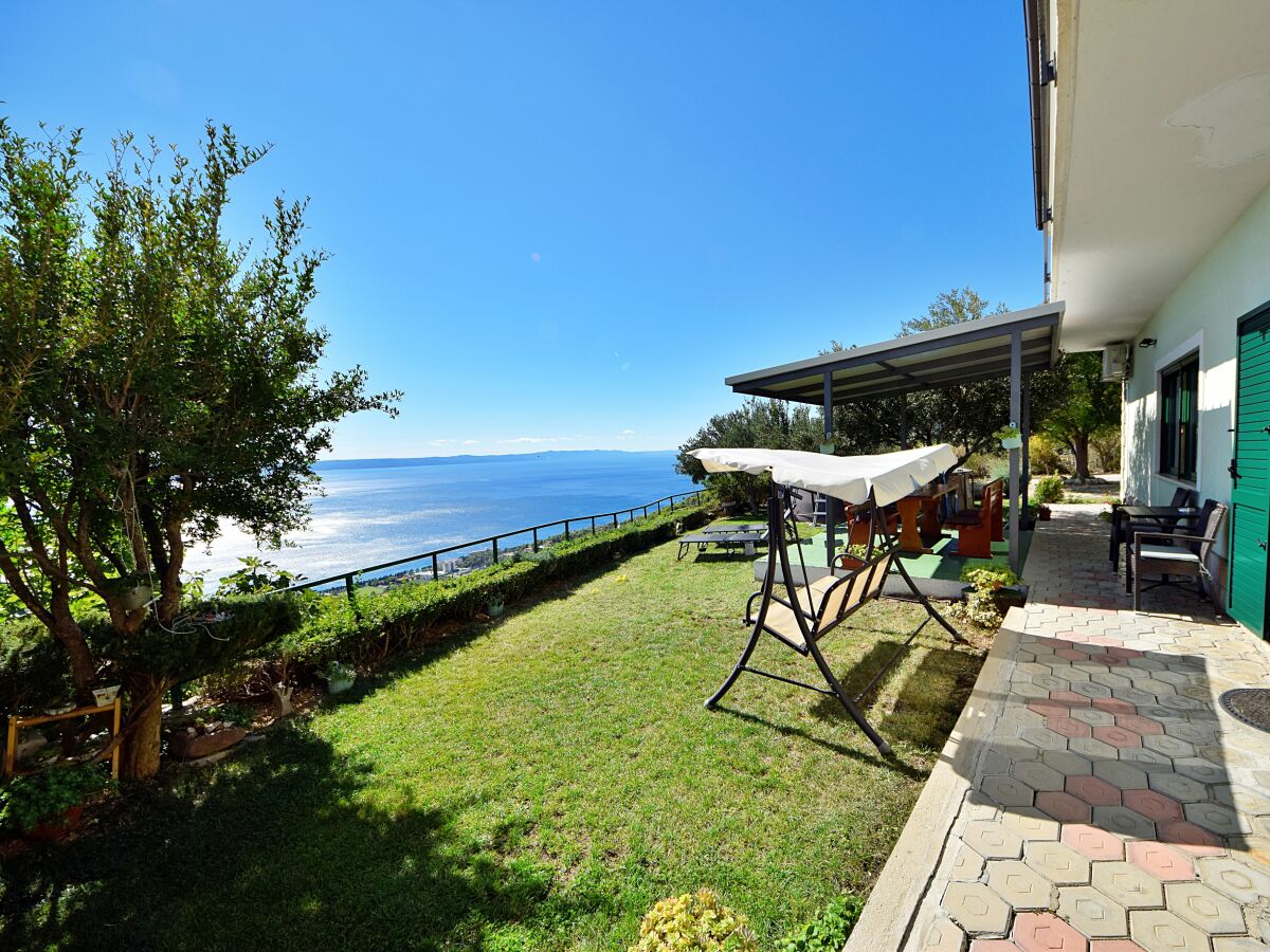 Holiday house Family friendly house with a swimming pool Gornji Tučepi - Podpeć, Makarska - 6815