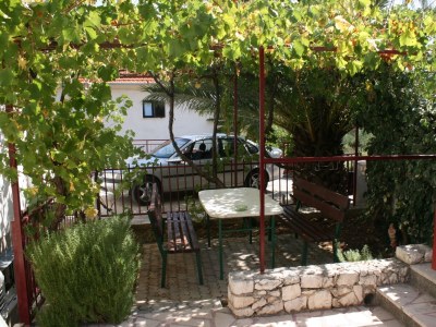 Apartment Two bedroom apartment near beach Slatine, Čiovo A-6888-a - Outdoor photo 6