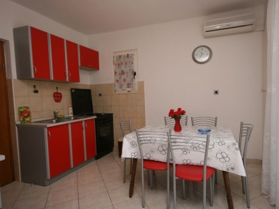 Apartment Two bedroom apartment near beach Slatine, Čiovo A-6888-a - Outdoor photo 14